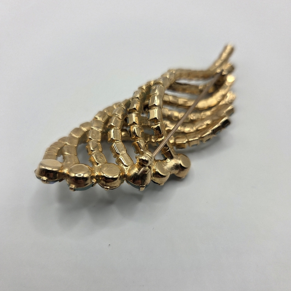 VTG 1960s Blue & Gold AB Rhinestone Wave/Swirl Brooch And Clip Earrings UNSIGNED - Picture 4 of 12